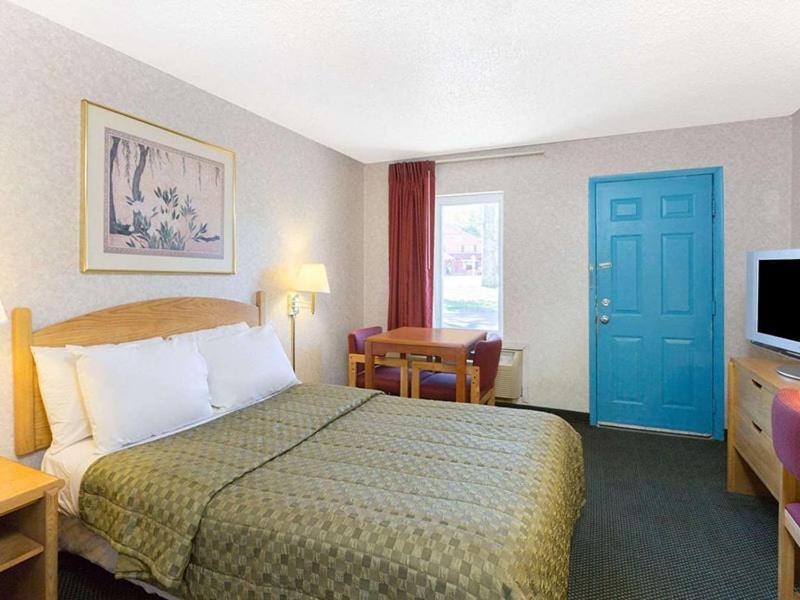 بارتونسفيل Pocono Night Lodge المظهر الخارجي الصورة