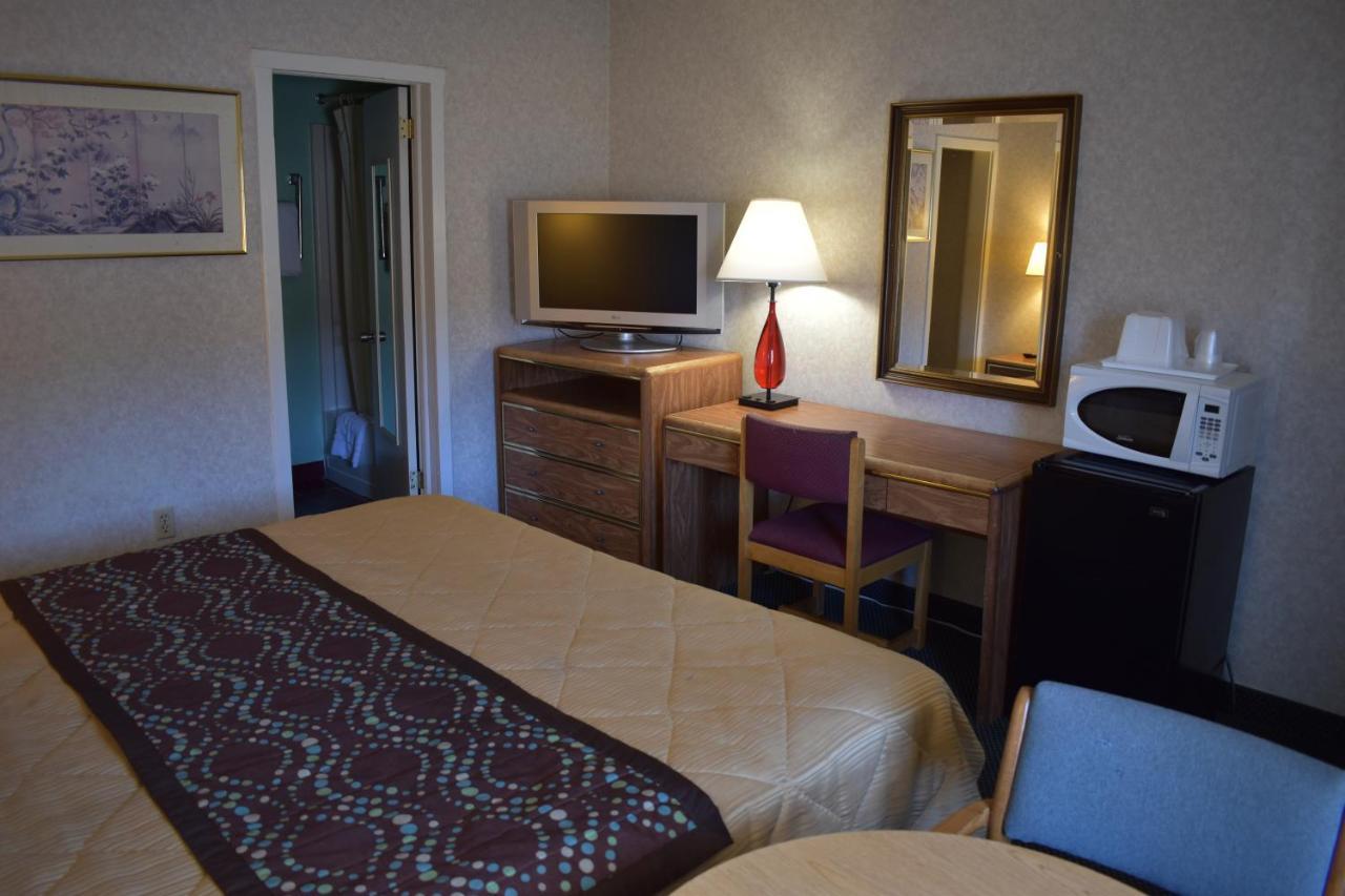 بارتونسفيل Pocono Night Lodge المظهر الخارجي الصورة