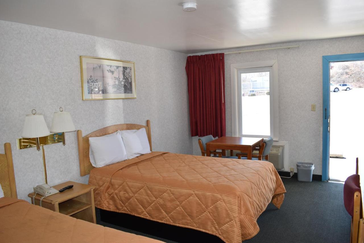 بارتونسفيل Pocono Night Lodge المظهر الخارجي الصورة